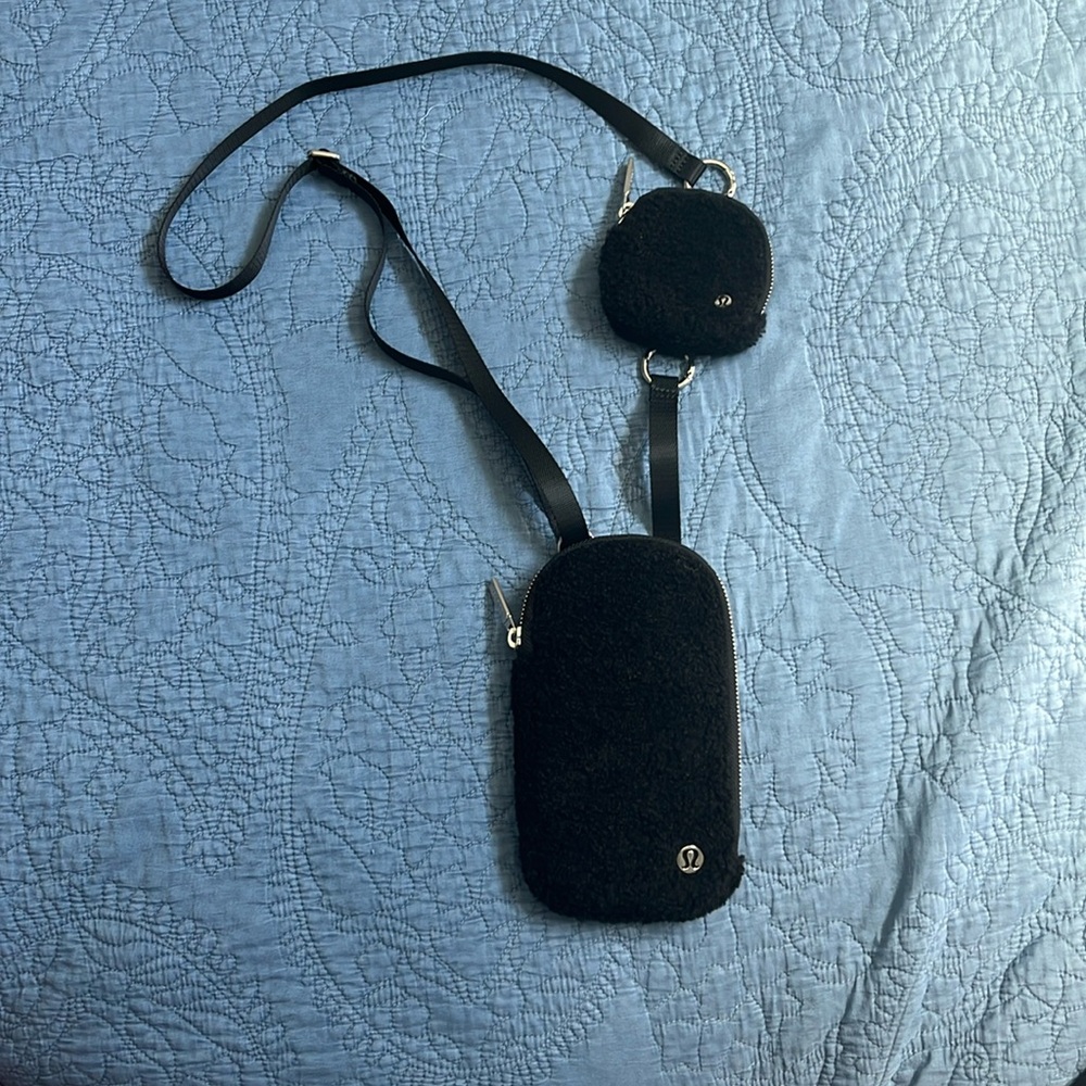 lululemon cross body
